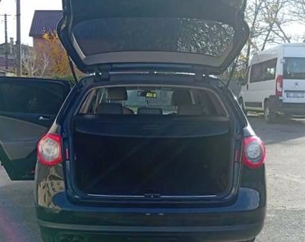 Черный Фольксваген Пассат, объемом двигателя 1.97 л и пробегом 325 тыс. км за 8900 $, фото 11 на Automoto.ua