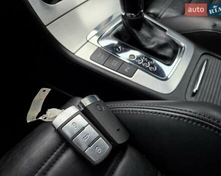 Черный Фольксваген Пассат, объемом двигателя 2 л и пробегом 225 тыс. км за 8800 $, фото 153 на Automoto.ua