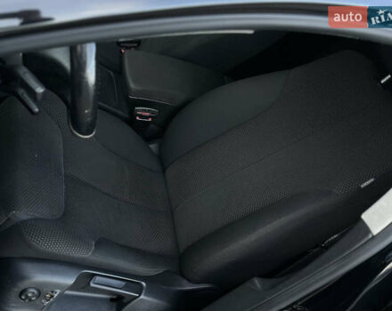 Чорний Фольксваген Пассат, об'ємом двигуна 1.6 л та пробігом 285 тис. км за 6999 $, фото 26 на Automoto.ua