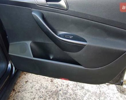 Черный Фольксваген Пассат, объемом двигателя 1.9 л и пробегом 280 тыс. км за 7900 $, фото 24 на Automoto.ua