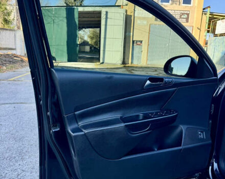 Черный Фольксваген Пассат, объемом двигателя 1.6 л и пробегом 207 тыс. км за 6700 $, фото 26 на Automoto.ua