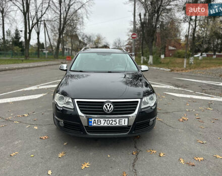 Черный Фольксваген Пассат, объемом двигателя 1.97 л и пробегом 235 тыс. км за 8499 $, фото 2 на Automoto.ua