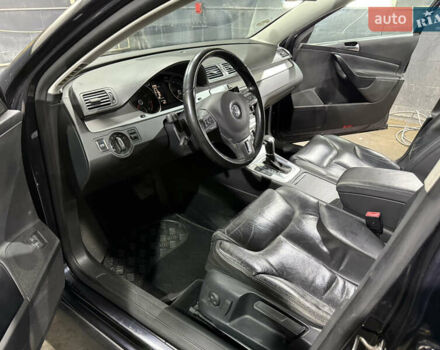 Черный Фольксваген Пассат, объемом двигателя 1.8 л и пробегом 234 тыс. км за 7200 $, фото 9 на Automoto.ua