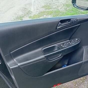 Черный Фольксваген Пассат, объемом двигателя 1.4 л и пробегом 289 тыс. км за 8000 $, фото 23 на Automoto.ua