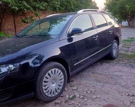 Чорний Фольксваген Пассат, об'ємом двигуна 1.6 л та пробігом 245 тис. км за 5800 $, фото 1 на Automoto.ua