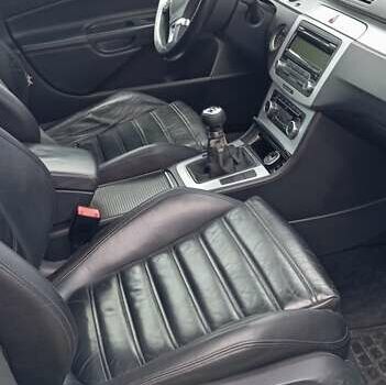 Черный Фольксваген Пассат, объемом двигателя 1.4 л и пробегом 289 тыс. км за 8000 $, фото 26 на Automoto.ua