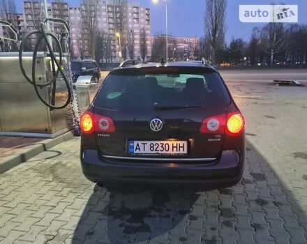 Черный Фольксваген Пассат, объемом двигателя 1.6 л и пробегом 340 тыс. км за 7000 $, фото 43 на Automoto.ua