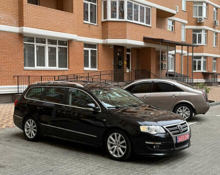 Чорний Фольксваген Пассат, об'ємом двигуна 1.8 л та пробігом 215 тис. км за 7700 $, фото 7 на Automoto.ua