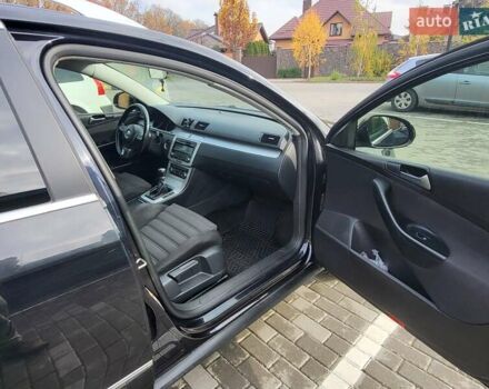 Черный Фольксваген Пассат, объемом двигателя 1.6 л и пробегом 294 тыс. км за 7300 $, фото 22 на Automoto.ua