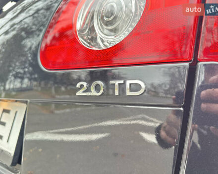 Черный Фольксваген Пассат, объемом двигателя 1.97 л и пробегом 235 тыс. км за 8499 $, фото 32 на Automoto.ua