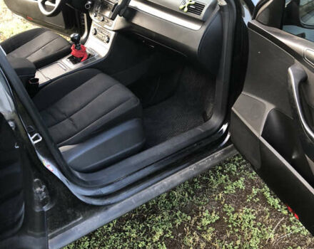 Черный Фольксваген Пассат, объемом двигателя 1.6 л и пробегом 286 тыс. км за 7300 $, фото 8 на Automoto.ua