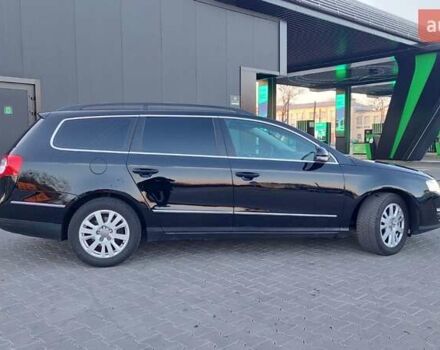 Черный Фольксваген Пассат, объемом двигателя 1.97 л и пробегом 239 тыс. км за 9222 $, фото 14 на Automoto.ua