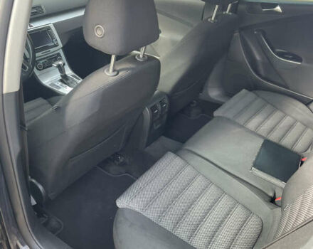 Черный Фольксваген Пассат, объемом двигателя 2 л и пробегом 310 тыс. км за 8600 $, фото 5 на Automoto.ua