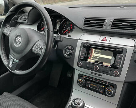 Черный Фольксваген Пассат, объемом двигателя 1.4 л и пробегом 171 тыс. км за 6999 $, фото 24 на Automoto.ua