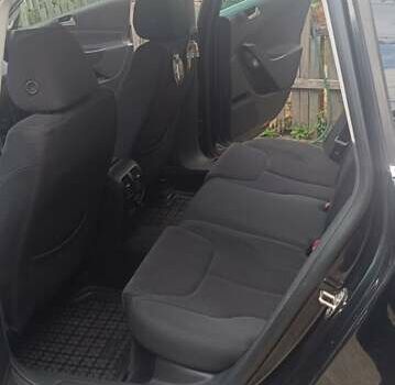 Чорний Фольксваген Пассат, об'ємом двигуна 1.6 л та пробігом 275 тис. км за 8300 $, фото 15 на Automoto.ua