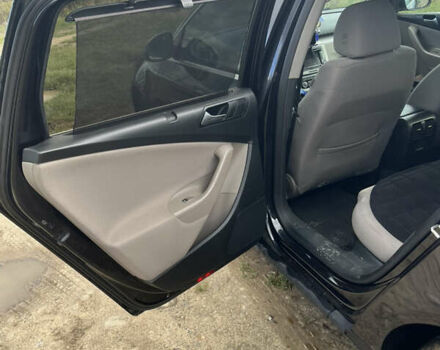 Черный Фольксваген Пассат, объемом двигателя 1.97 л и пробегом 302 тыс. км за 8150 $, фото 11 на Automoto.ua