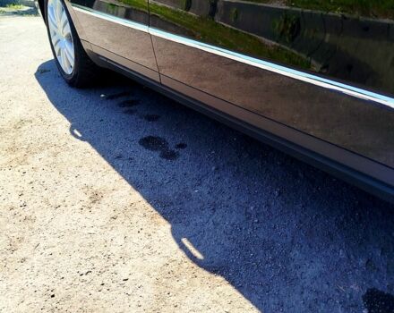 Черный Фольксваген Пассат, объемом двигателя 2 л и пробегом 206 тыс. км за 8200 $, фото 2 на Automoto.ua