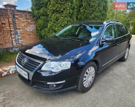 Черный Фольксваген Пассат, объемом двигателя 1.6 л и пробегом 340 тыс. км за 7000 $, фото 2 на Automoto.ua
