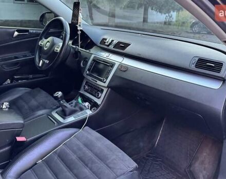 Черный Фольксваген Пассат, объемом двигателя 2 л и пробегом 290 тыс. км за 7200 $, фото 8 на Automoto.ua