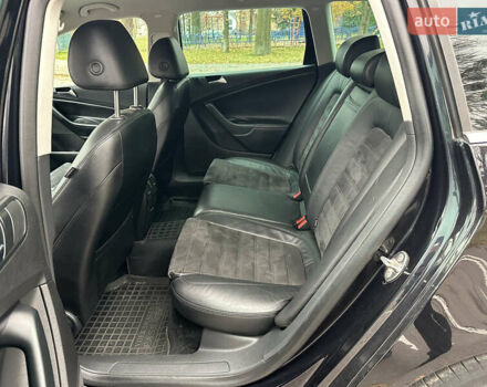 Черный Фольксваген Пассат, объемом двигателя 1.97 л и пробегом 235 тыс. км за 8499 $, фото 53 на Automoto.ua