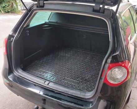 Черный Фольксваген Пассат, объемом двигателя 1.97 л и пробегом 274 тыс. км за 7500 $, фото 3 на Automoto.ua