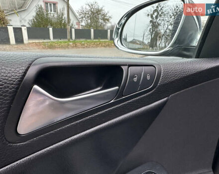 Черный Фольксваген Пассат, объемом двигателя 1.97 л и пробегом 235 тыс. км за 8499 $, фото 43 на Automoto.ua