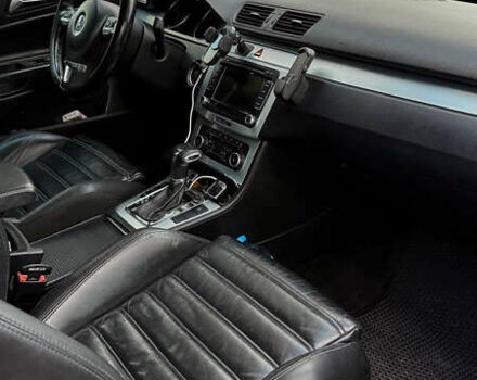 Черный Фольксваген Пассат, объемом двигателя 2 л и пробегом 323 тыс. км за 8300 $, фото 6 на Automoto.ua