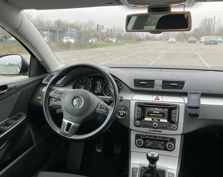 Черный Фольксваген Пассат, объемом двигателя 1.4 л и пробегом 171 тыс. км за 6999 $, фото 28 на Automoto.ua