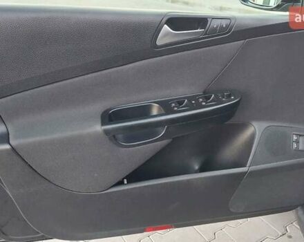 Черный Фольксваген Пассат, объемом двигателя 1.97 л и пробегом 239 тыс. км за 9222 $, фото 60 на Automoto.ua