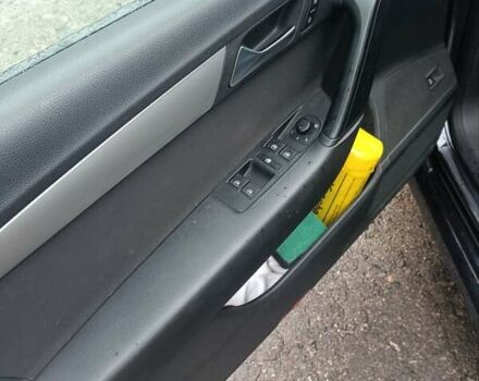 Чорний Фольксваген Пассат, об'ємом двигуна 1.39 л та пробігом 228 тис. км за 8300 $, фото 21 на Automoto.ua