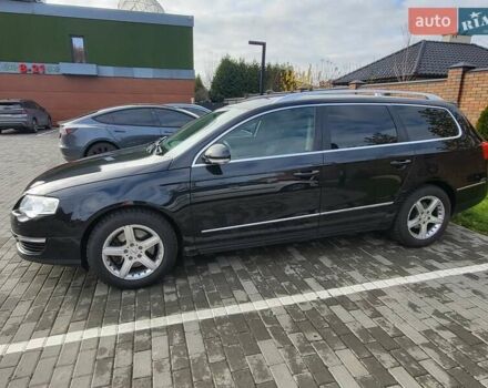 Черный Фольксваген Пассат, объемом двигателя 1.6 л и пробегом 294 тыс. км за 7300 $, фото 6 на Automoto.ua