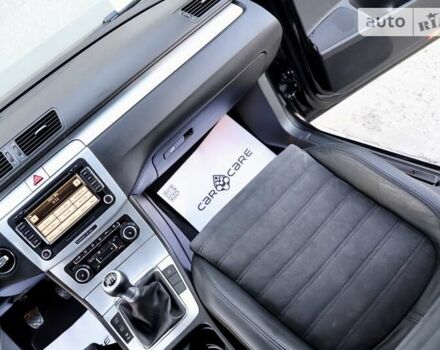 Черный Фольксваген Пассат, объемом двигателя 2 л и пробегом 239 тыс. км за 8800 $, фото 33 на Automoto.ua