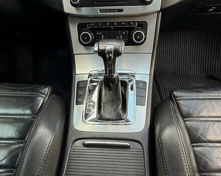 Черный Фольксваген Пассат, объемом двигателя 2 л и пробегом 323 тыс. км за 8300 $, фото 11 на Automoto.ua