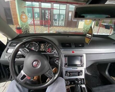 Чорний Фольксваген Пассат, об'ємом двигуна 2 л та пробігом 214 тис. км за 8900 $, фото 17 на Automoto.ua