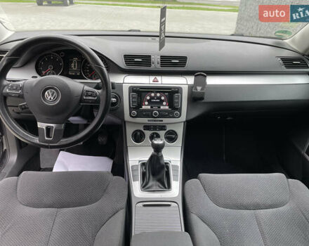 Черный Фольксваген Пассат, объемом двигателя 1.4 л и пробегом 197 тыс. км за 6500 $, фото 21 на Automoto.ua