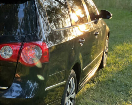 Черный Фольксваген Пассат, объемом двигателя 1.6 л и пробегом 229 тыс. км за 8222 $, фото 12 на Automoto.ua