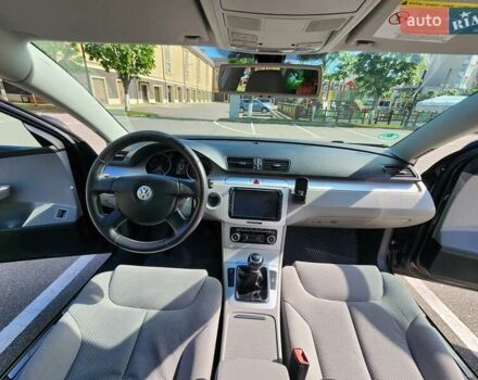 Черный Фольксваген Пассат, объемом двигателя 1.6 л и пробегом 340 тыс. км за 7000 $, фото 13 на Automoto.ua