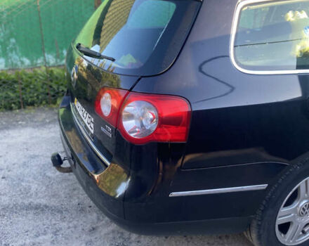 Чорний Фольксваген Пассат, об'ємом двигуна 1.97 л та пробігом 287 тис. км за 7500 $, фото 6 на Automoto.ua