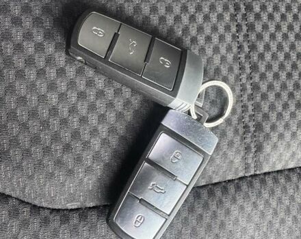 Чорний Фольксваген Пассат, об'ємом двигуна 1.97 л та пробігом 292 тис. км за 8600 $, фото 2 на Automoto.ua