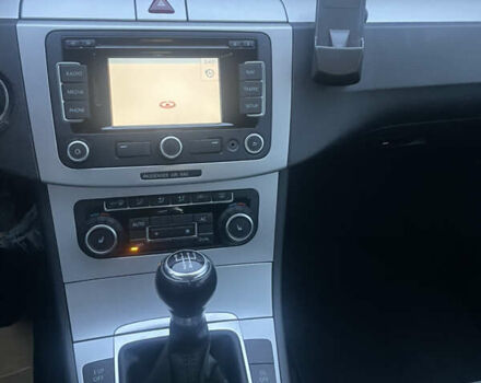 Чорний Фольксваген Пассат, об'ємом двигуна 1.6 л та пробігом 198 тис. км за 7550 $, фото 12 на Automoto.ua