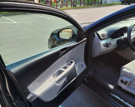 Черный Фольксваген Пассат, объемом двигателя 1.6 л и пробегом 340 тыс. км за 7000 $, фото 10 на Automoto.ua