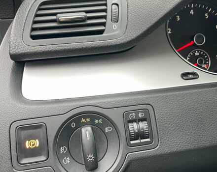 Черный Фольксваген Пассат, объемом двигателя 1.4 л и пробегом 171 тыс. км за 6999 $, фото 17 на Automoto.ua