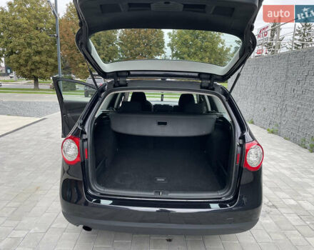 Черный Фольксваген Пассат, объемом двигателя 1.4 л и пробегом 197 тыс. км за 6500 $, фото 23 на Automoto.ua