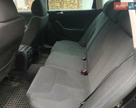 Черный Фольксваген Пассат, объемом двигателя 1.6 л и пробегом 321 тыс. км за 7300 $, фото 17 на Automoto.ua