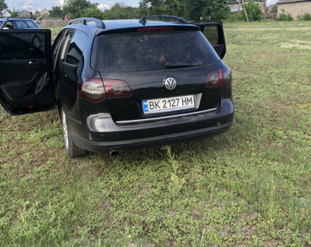 Черный Фольксваген Пассат, объемом двигателя 1.6 л и пробегом 286 тыс. км за 7300 $, фото 4 на Automoto.ua