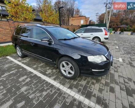 Черный Фольксваген Пассат, объемом двигателя 1.6 л и пробегом 294 тыс. км за 7300 $, фото 18 на Automoto.ua