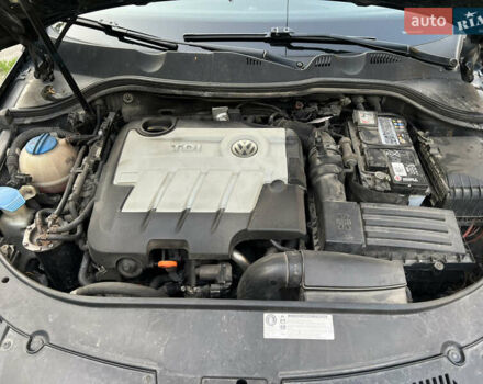 Чорний Фольксваген Пассат, об'ємом двигуна 2 л та пробігом 333 тис. км за 6500 $, фото 15 на Automoto.ua