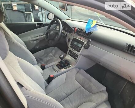 Черный Фольксваген Пассат, объемом двигателя 1.6 л и пробегом 340 тыс. км за 7000 $, фото 37 на Automoto.ua