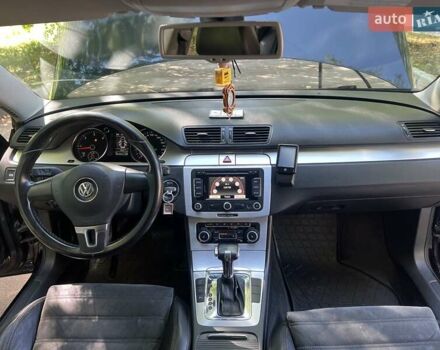 Черный Фольксваген Пассат, объемом двигателя 1.97 л и пробегом 365 тыс. км за 7400 $, фото 1 на Automoto.ua