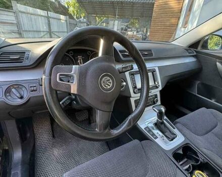 Черный Фольксваген Пассат, объемом двигателя 1.97 л и пробегом 250 тыс. км за 7500 $, фото 4 на Automoto.ua